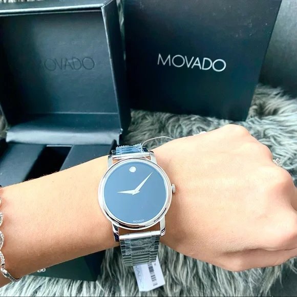 NWT authentic Movado watch - Picture 6 of 8